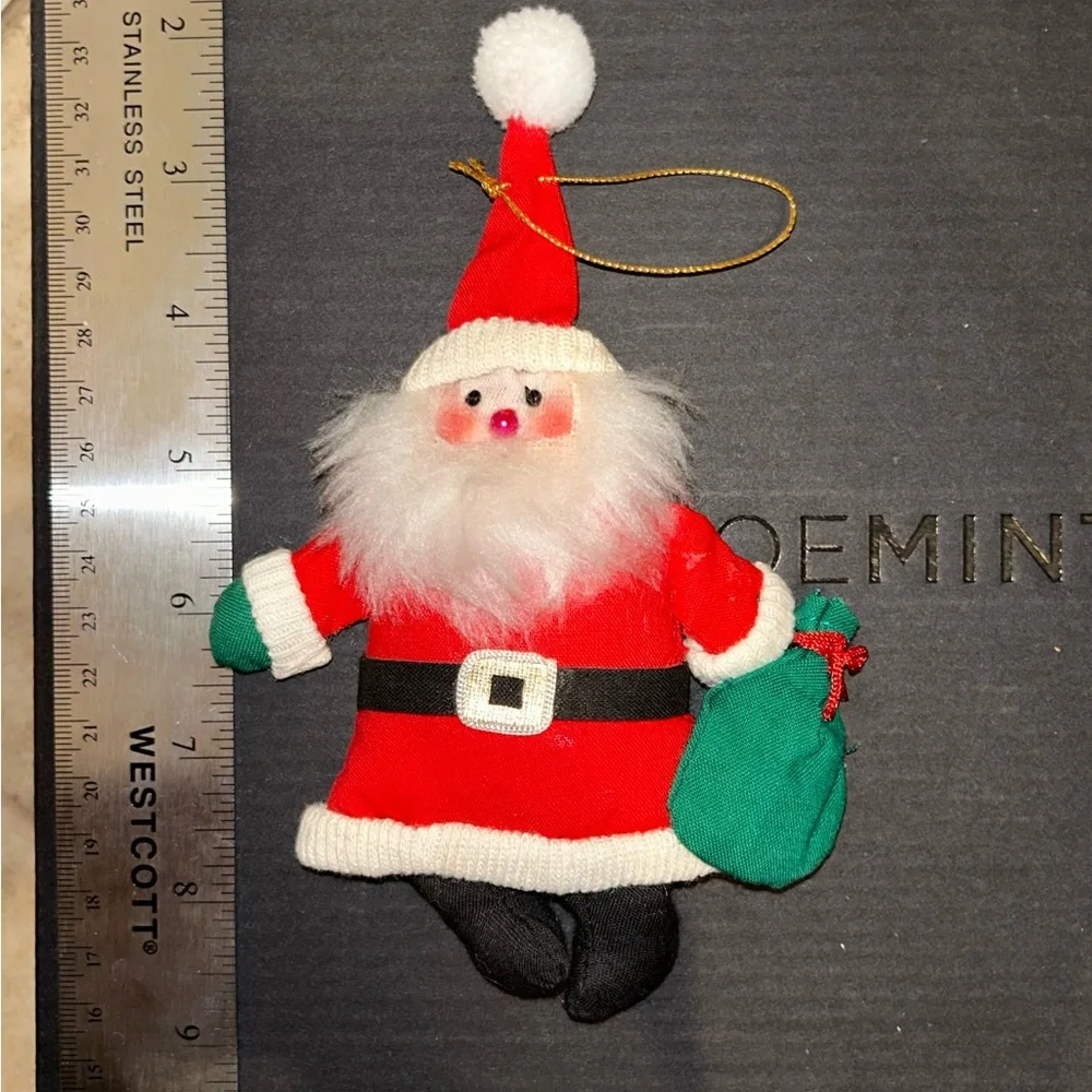 🎅Bundle of 5 Festive Plush Christmas Ornaments - Picture 3 of 10
